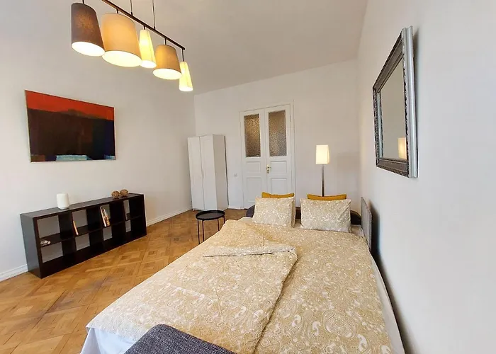 Dainas 2-Room Apartment - Arena Riga